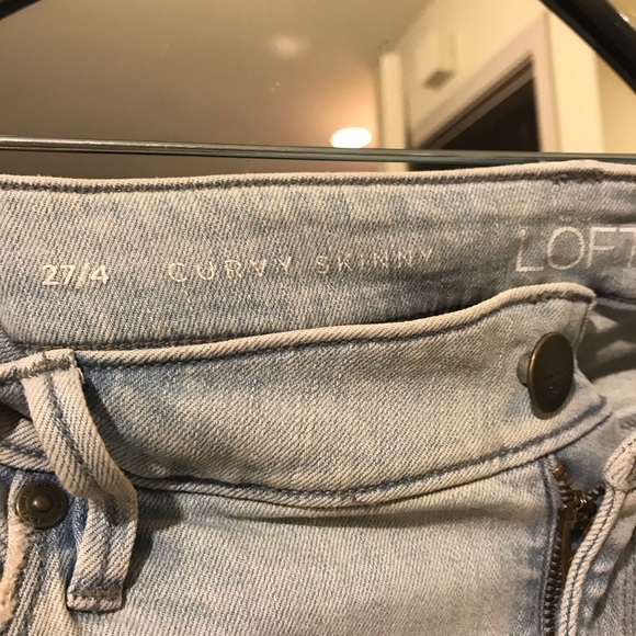 Loft Curvy Skinny Jeans 👖 Size 27/4 - Picture 2 of 3